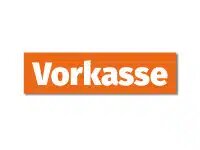 Weißer Schriftzug "Vorkasse" auf einem orangenen Rechteck.